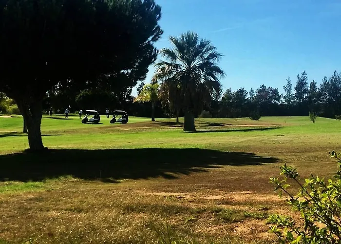 Modern Floor 60m2 - Balcony With Pool & Sea View - شقة فيلامورا