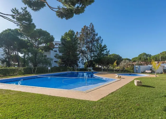 Modern Floor 60m2 - Balcony With Pool & Sea View - فيلامورا