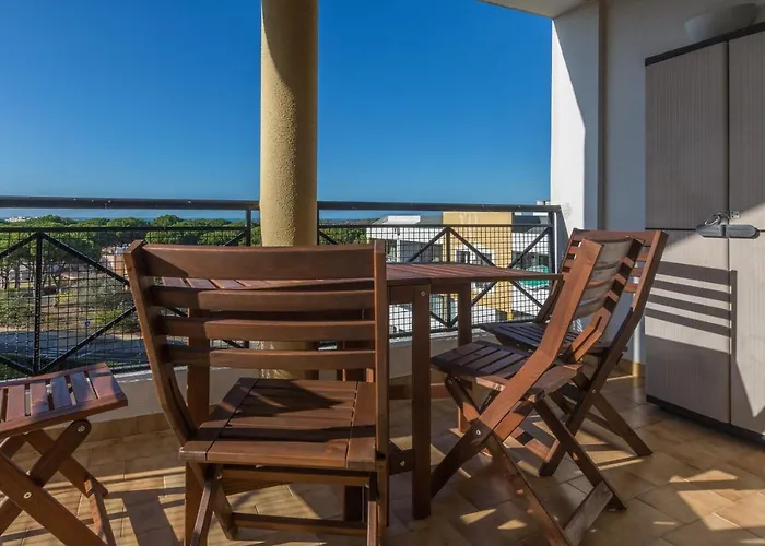 Modern Floor 60m2 - Balcony With Pool & Sea View - فيلامورا