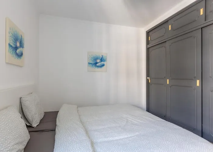 Modern Floor 60m2 - Balcony With Pool & Sea View - *