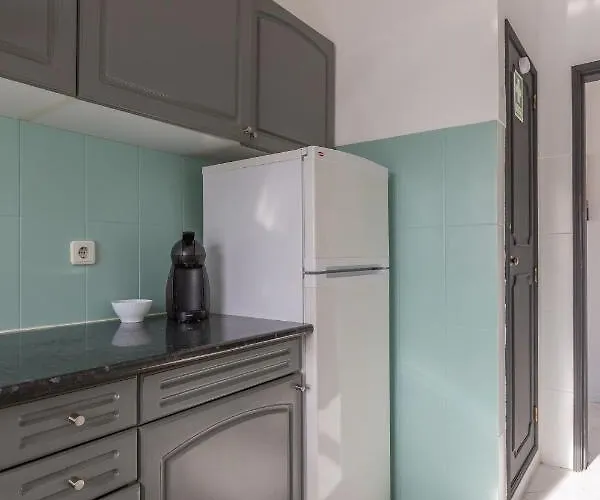 Modern Floor 60m2 - Balcony With Pool & Sea View -