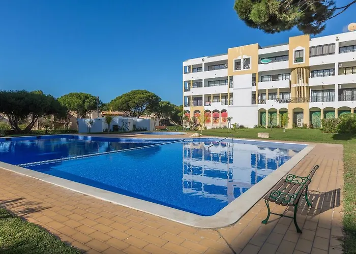 Modern Floor 60m2 - Balcony With Pool & Sea View - شقة