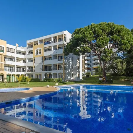 Modern Floor 60m2 - Balcony With Pool & Sea View - Apartment Vilamoura