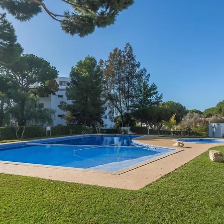 Modern Floor 60m2 - Balcony With Pool & Sea View - Vilamoura