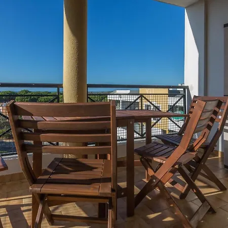 Modern Floor 60m2 - Balcony With Pool & Sea View - Vilamoura