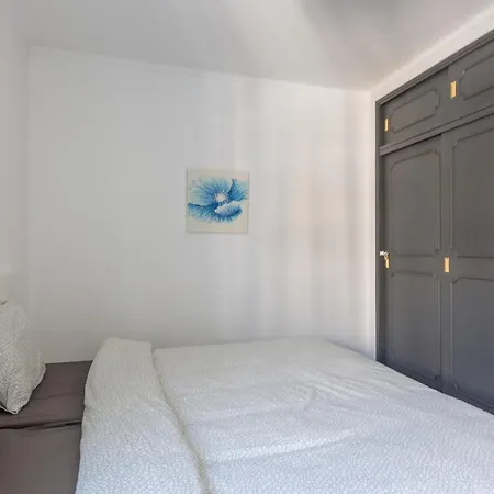 Modern Floor 60m2 - Balcony With Pool & Sea View - *