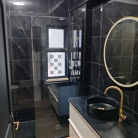 Apartment Modern Floor 60m2 - Balcony With Pool & Sea View - *