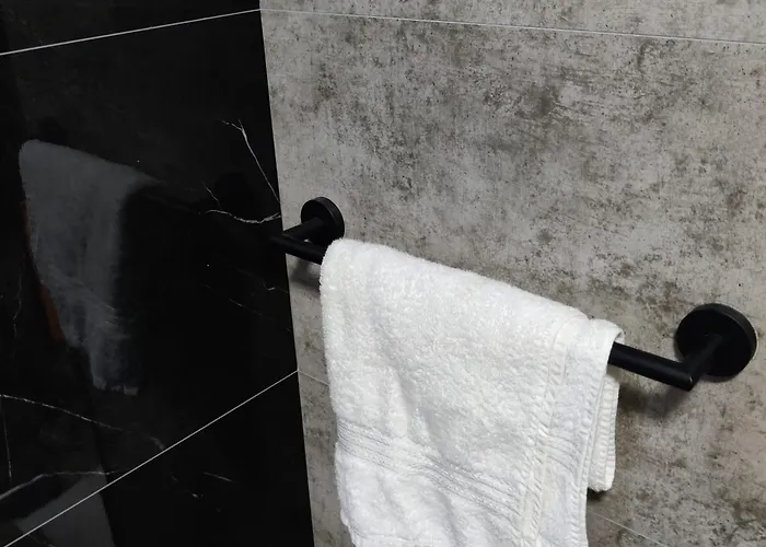 Modern Floor 60m2 - Balcony With Pool & Sea View - Apartament