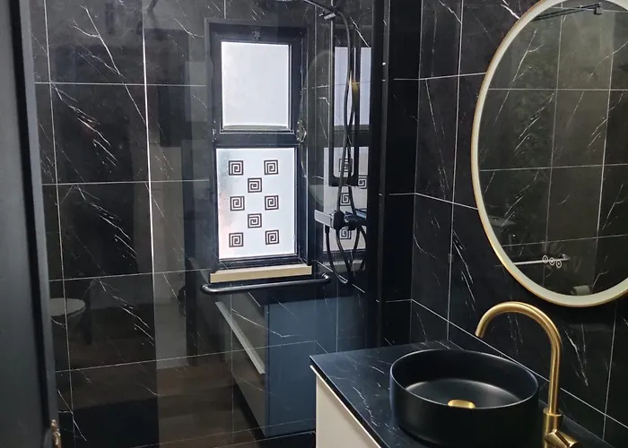 Apartament Modern Floor 60m2 - Balcony With Pool & Sea View - *