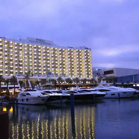Modern Floor 60m2 - Balcony With Pool & Sea View - 아파트